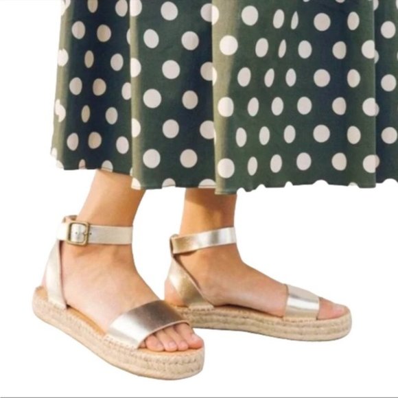 Soludos Shoes - Sz 11 Soludos Cadiz Gold Metallic Platinum Strap Sandals